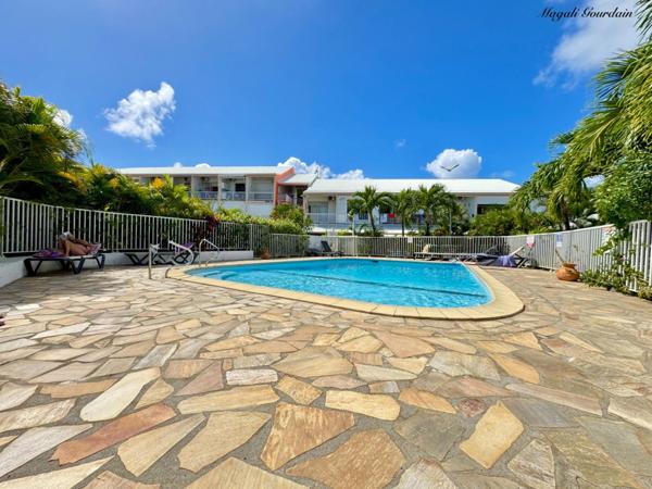 EXCLUSIVITÉ – A VENDRE APPARTEMENT MEUBLE, PIED A TERRE IDEAL A SAINT FRANCOIS