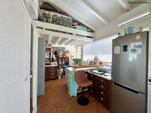 EXCLUSIVITÉ – A VENDRE APPARTEMENT MEUBLE, PIED A TERRE IDEAL A SAINT FRANCOIS