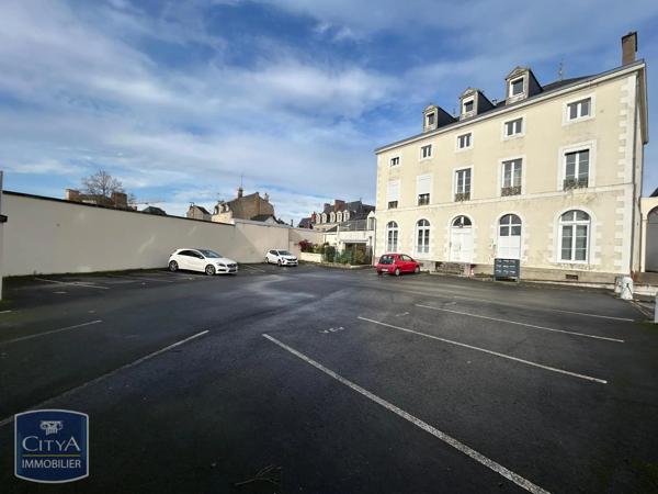 Appartement à louer 2 pièces 29.31m² Laval (53000)