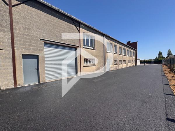 Entrepôt / Local industriel 309 m2
