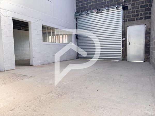 Entrepôt / Local industriel 309 m2