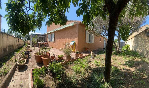 EXCLUSIVITÉ À ORANGE : Maison de plain-pied au calme avec grand garage !