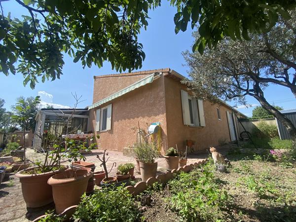 EXCLUSIVITÉ À ORANGE : Maison de plain-pied au calme avec grand garage !