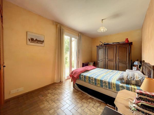 EXCLUSIVITÉ À ORANGE : Maison de plain-pied au calme avec grand garage !