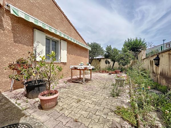 EXCLUSIVITÉ À ORANGE : Maison de plain-pied au calme avec grand garage !