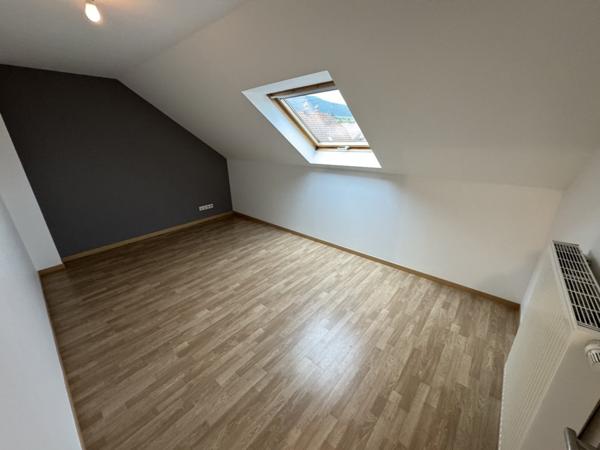 Maison contemporaine en triplex  141 m²  Uffholtz