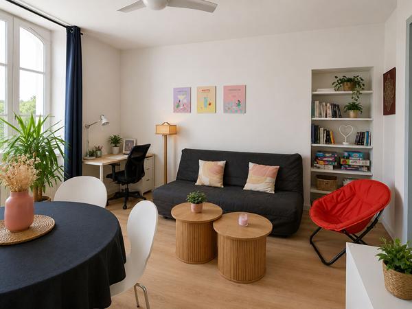 Appartement Laval 2 pièces face Mayenne, avec Parking privatif