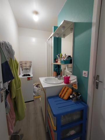 Appartement Laval 2 pièces face Mayenne, avec Parking privatif