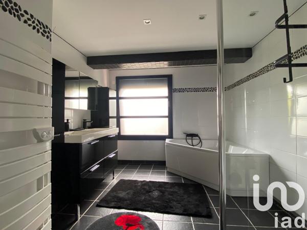 Maison à vendre 5 pièces 136 m² Marcq-en-Barœul