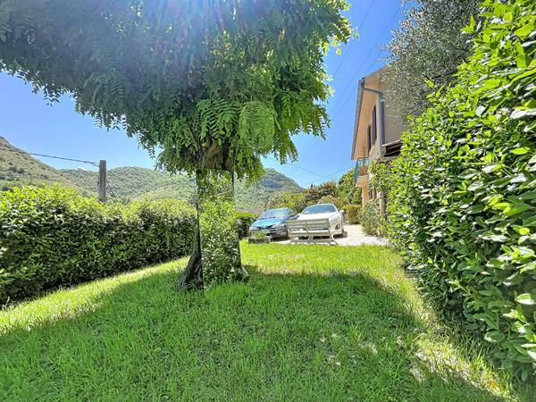 Ardèche - Maison individuelle avec piscine et vue