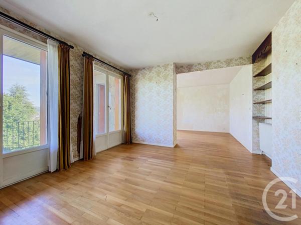 Maison à vendre  8 pièces - 153,30 m 2   LE PUY EN VELAY  - 43