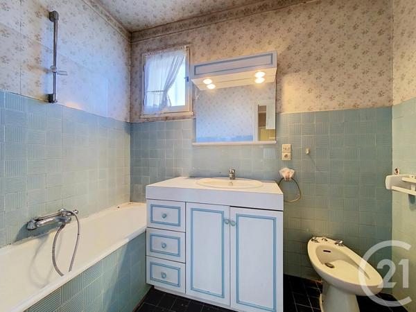Maison à vendre  8 pièces - 153,30 m 2   LE PUY EN VELAY  - 43