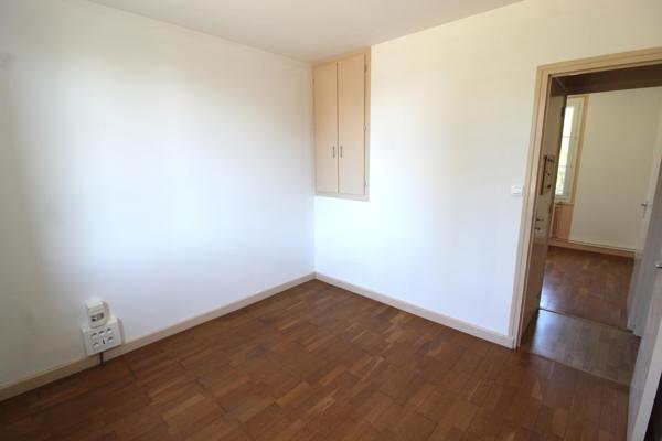 MAISON SUR SOUS-SOL