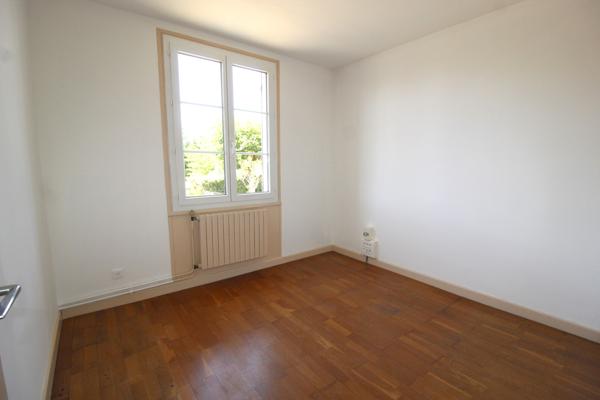 MAISON SUR SOUS-SOL