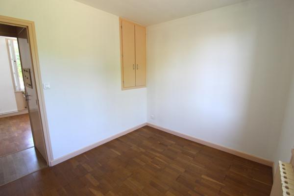 MAISON SUR SOUS-SOL