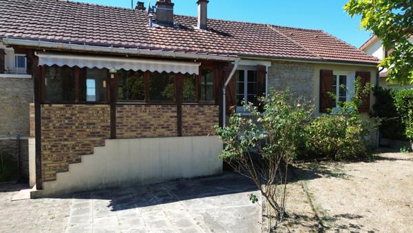 MAISON SUR SOUS-SOL