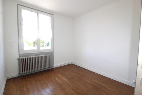 MAISON SUR SOUS-SOL