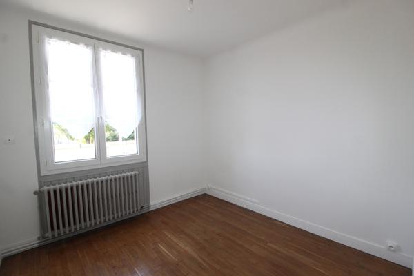 MAISON SUR SOUS-SOL