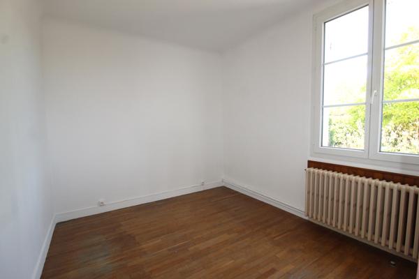 MAISON SUR SOUS-SOL