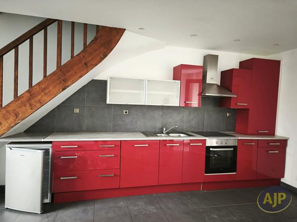 Maison à louer Segre : 3 pièces, 58m² avec 3 chambre(s) à 595€ - AJP Immobilier Segré