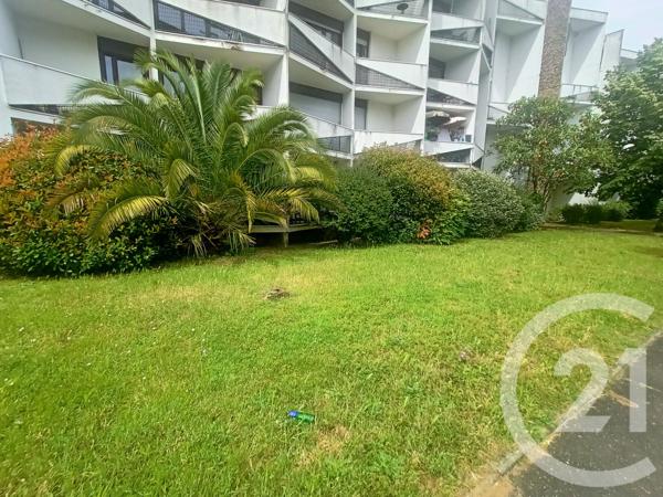 Appartement F4 à vendre  4 pièces - 79,29 m 2   PESSAC  - 33