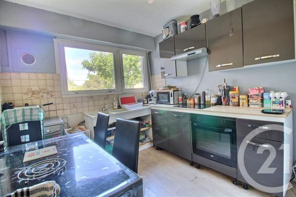 Appartement F4 à vendre  4 pièces - 79,29 m 2   PESSAC  - 33