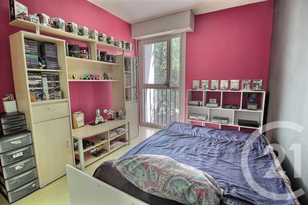 Appartement F4 à vendre  4 pièces - 79,29 m 2   PESSAC  - 33