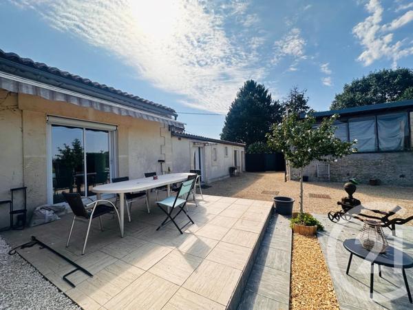 Maison à vendre  6 pièces - 163 m2 BOURG SUR GIRONDE - 33