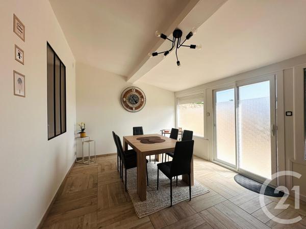 Maison à vendre  6 pièces - 163 m2 BOURG SUR GIRONDE - 33