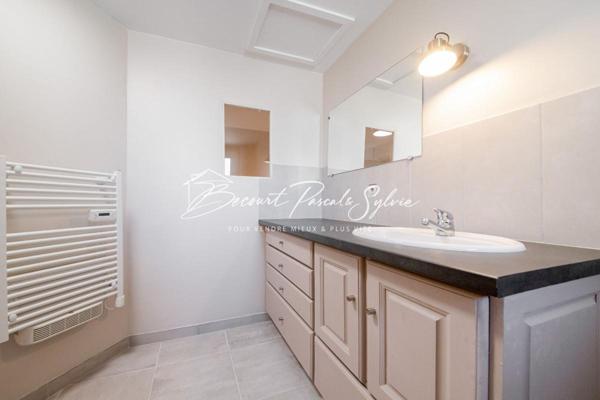 Maison de ville -T5 126 m2 Carpentras 84200 proximité Gare SNCF