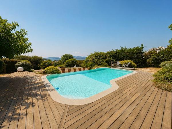 Villa vue imprenable sur la baie de Saint-Cyprien