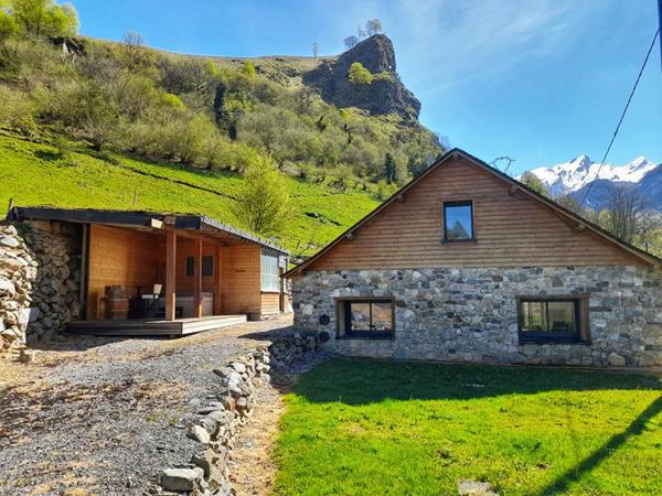 Demeure de prestige en vallée d'Ossau