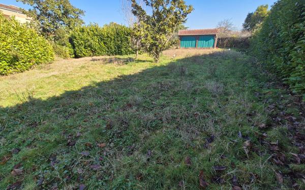 Terrain à vendre    Castelginest