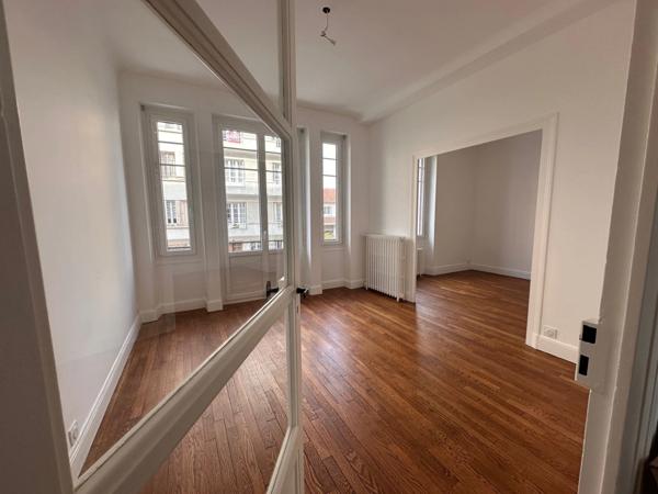 DIJON VICTOR HUGO/MONTCHAPET APPARTEMENT SUPERBEMENT RÉNOVÉ DE 88,45 m2