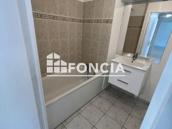 Location Appartement 3 pièces 63.7 m² - 32 RUE ERIK SATIE Vitry Sur Seine 94400