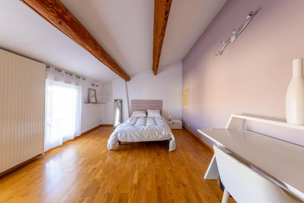 Candillargues (34130) Exclusivité -Candillargues-Centre ville- Maison 191 M² en R+2 -7 Piéces , 4 Chambres -Cour, Terrasse et Jardin