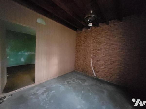 LE TOURNEUR Maison à rénover sur terrain de 1500 m²