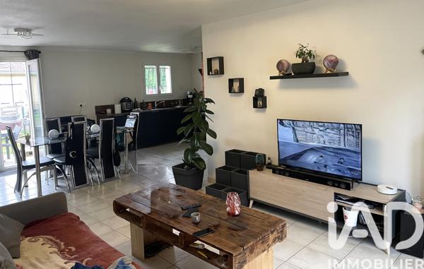 Maison à vendre 4 pièces 80 m² Saint-Seurin-sur-l'Isle