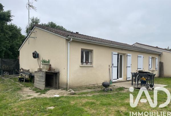 Maison à vendre 4 pièces 80 m² Saint-Seurin-sur-l'Isle