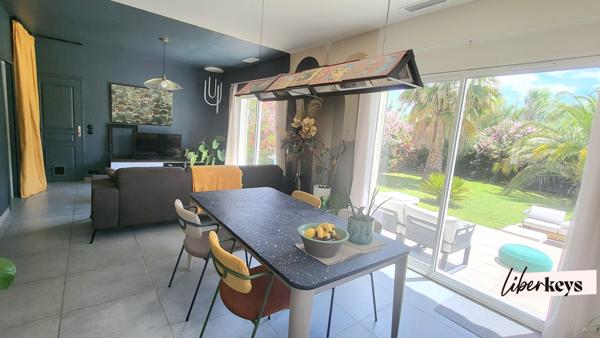 CALVISSON - VILLA 112 m2 - 3 chambre -  Piscine