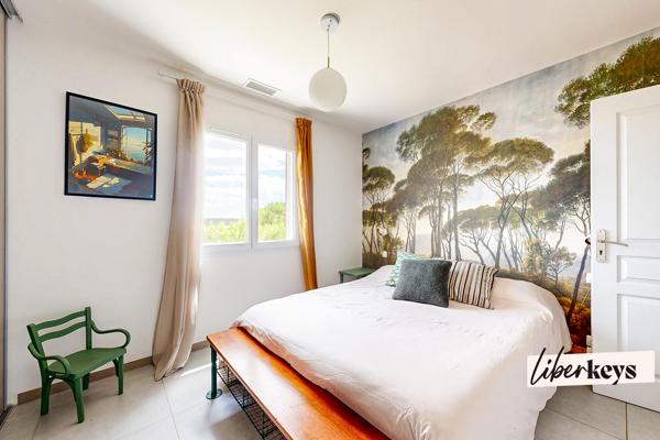CALVISSON - VILLA 112 m2 - 3 chambre -  Piscine