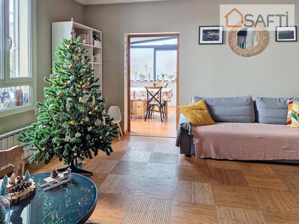 Grand T2 possibilité T3  baigné de lumière.