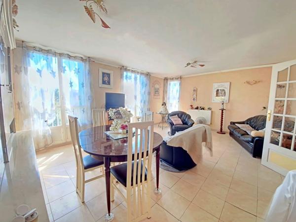 Appartement 3 pièces - 84 m² Exclusivité efficity