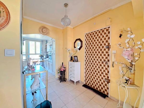 Appartement 3 pièces - 84 m² Exclusivité efficity