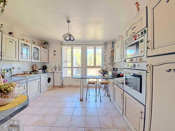 Appartement 3 pièces - 84 m² Exclusivité efficity