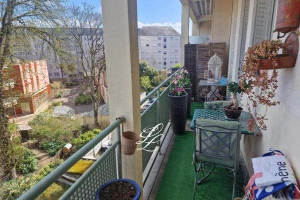 Vente - Appartement 3 pièces 114 m 2 LE MANS (72000)