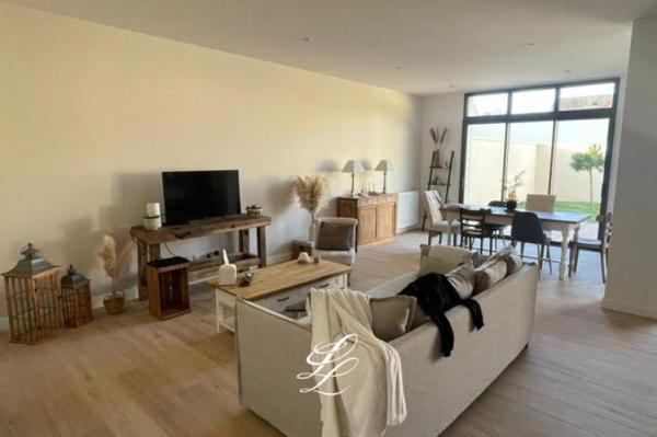 Vente - Maison 8 pièces 222 m 2 LE MANS (72000)