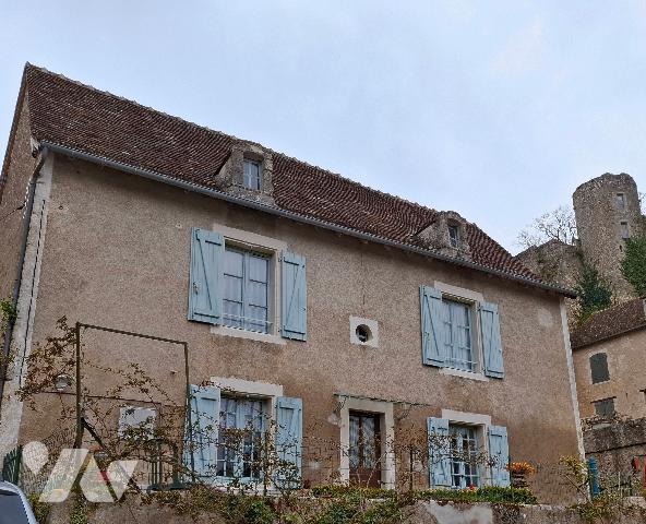 MAISON AVEC VUE SUR LA RIVIERE ET LE PONT