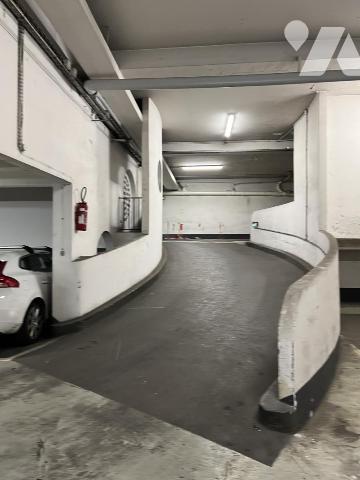 Place de Parking pour citadine