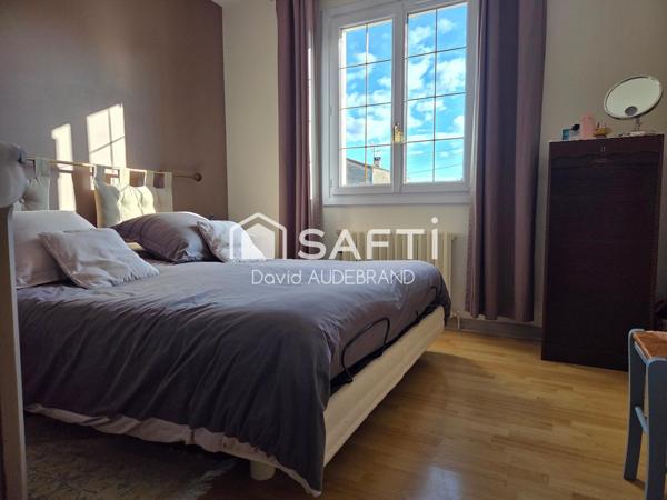 Cœur de bourg – Charmant pavillon 4 chambres et bureau